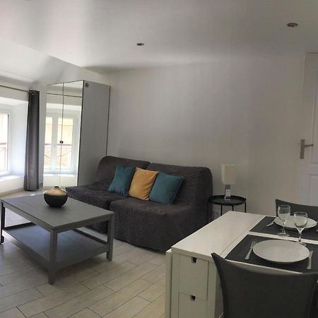 Duplex Bellifontain Au Coeur De Fontainebleau Lägenhet Exteriör bild