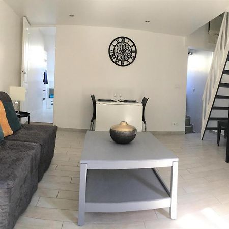 Duplex Bellifontain Au Coeur De Fontainebleau Lägenhet Exteriör bild