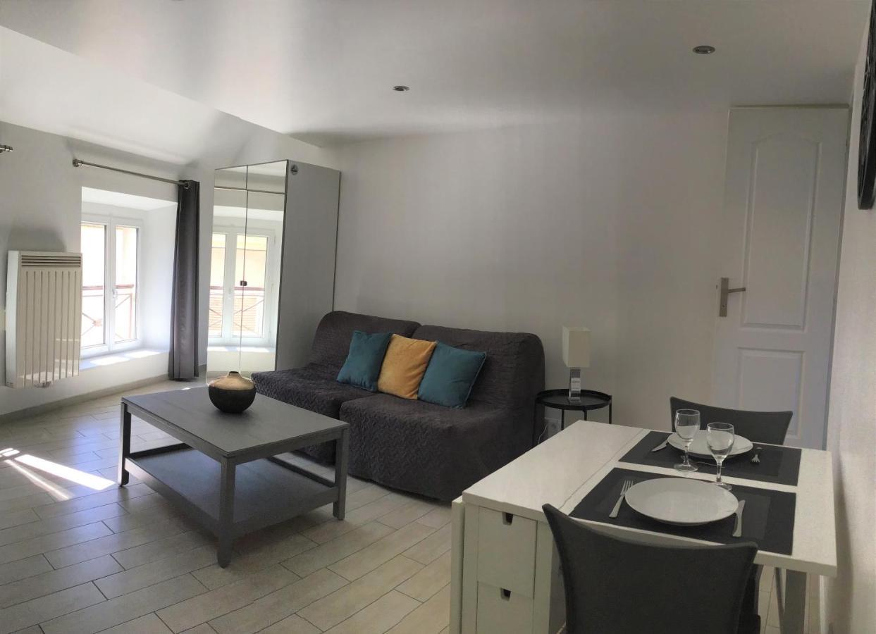 Duplex Bellifontain Au Coeur De Fontainebleau Lägenhet Exteriör bild