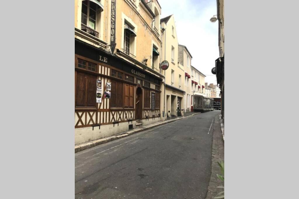 Duplex Bellifontain Au Coeur De Fontainebleau Lägenhet Exteriör bild